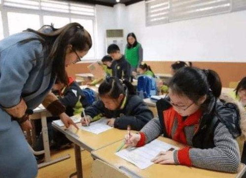幼兒園延時服務正式推行，家長喜出望外，教育部門詳解惠民新舉措